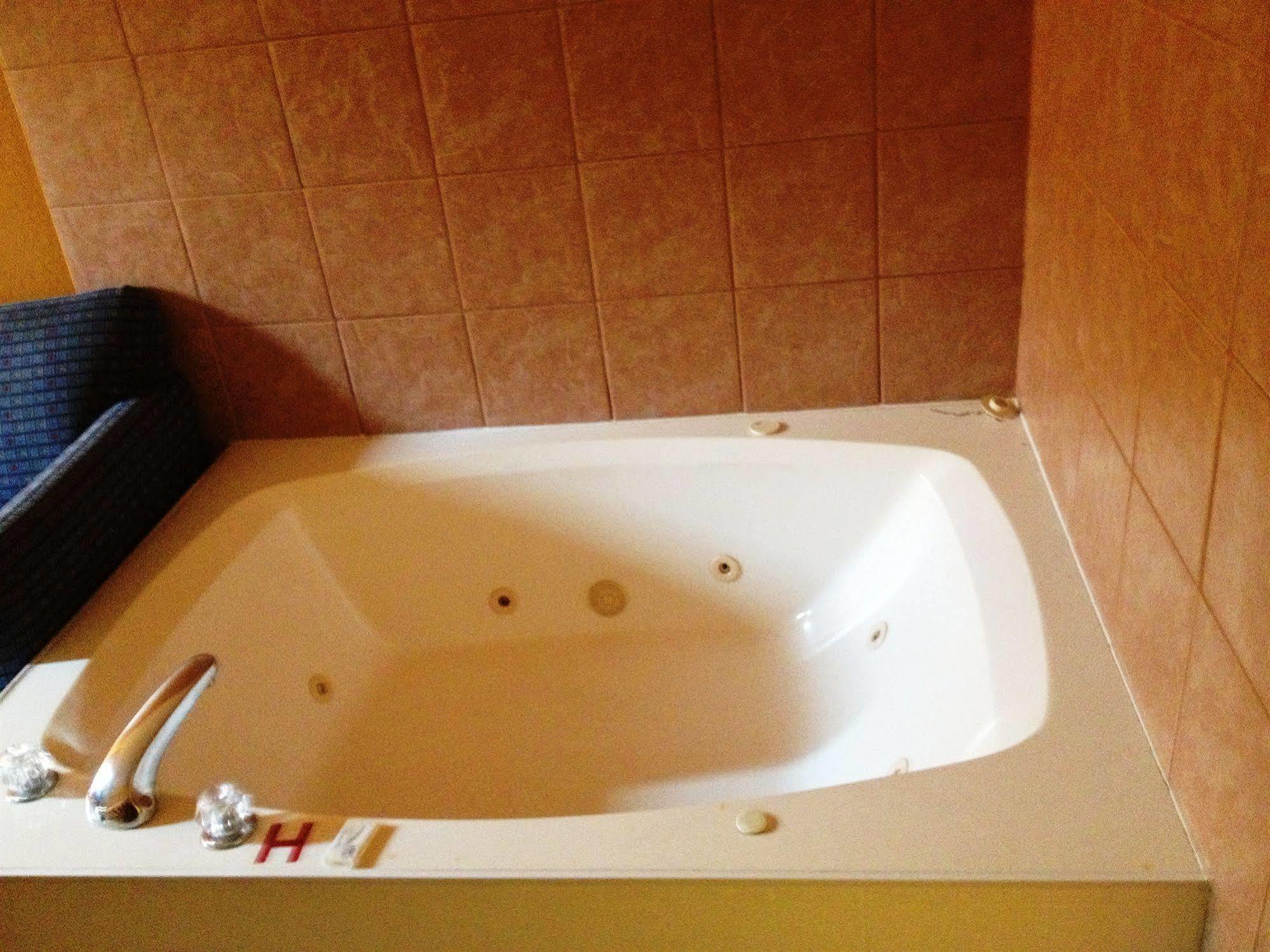 Real Value Inn Memphis Eksteriør bilde